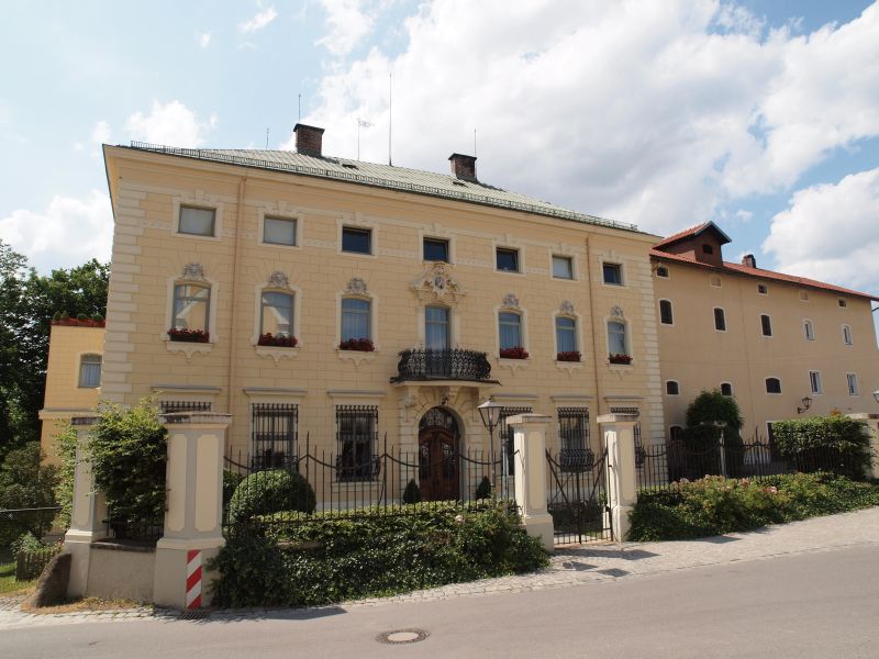 Neues Schloss Leonberg