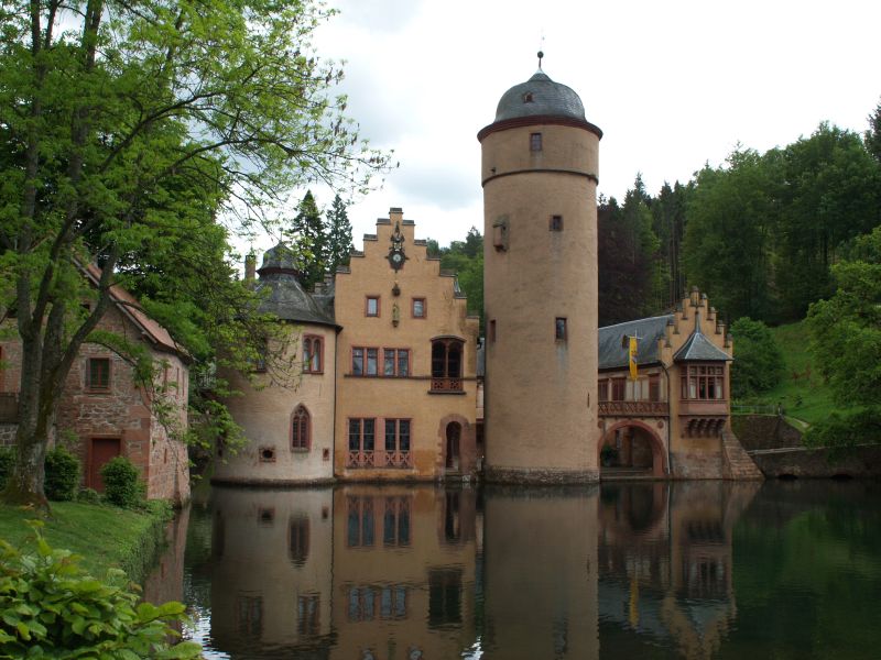 Schloss Mespelbrunn