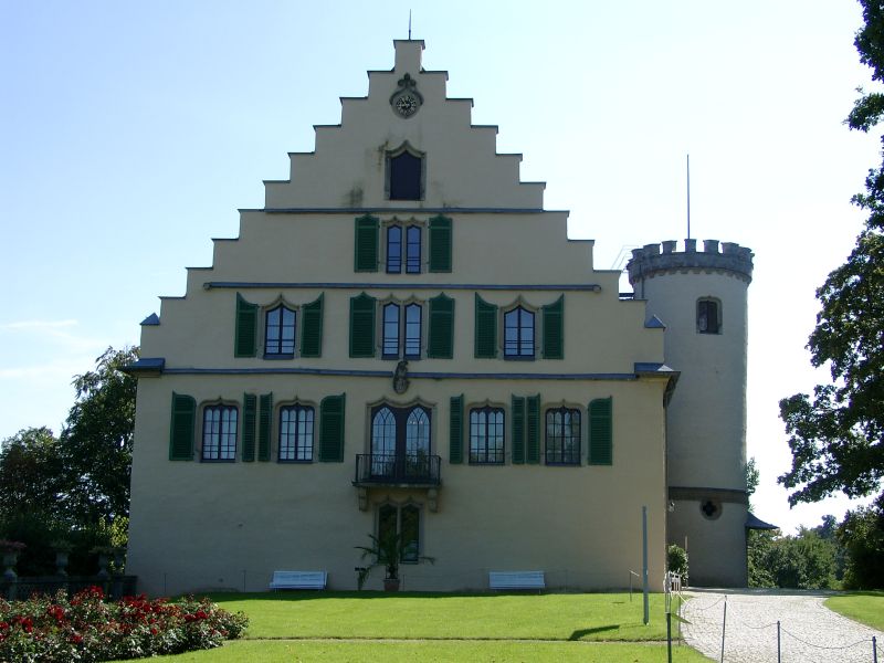 Schloss Rosenau