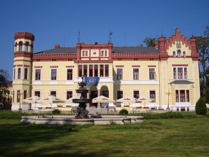 Schloss Mostov