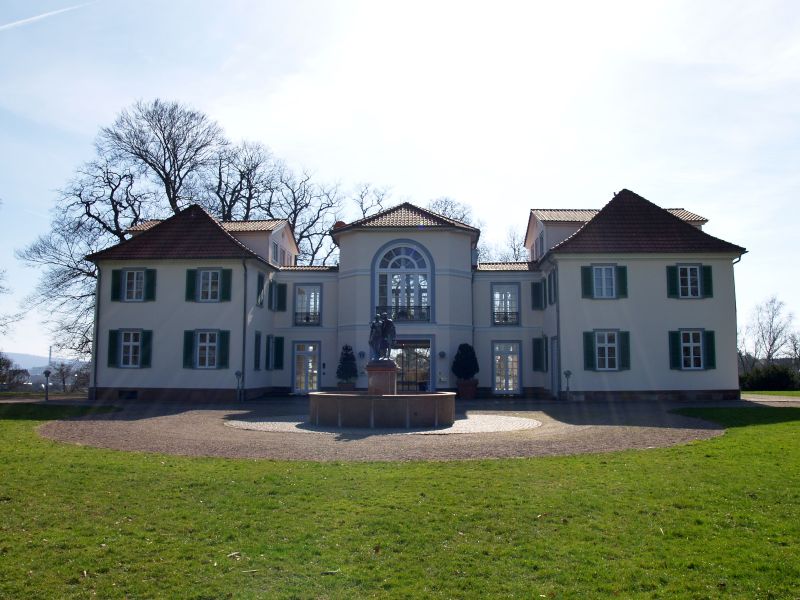 Schloss Schnfeld