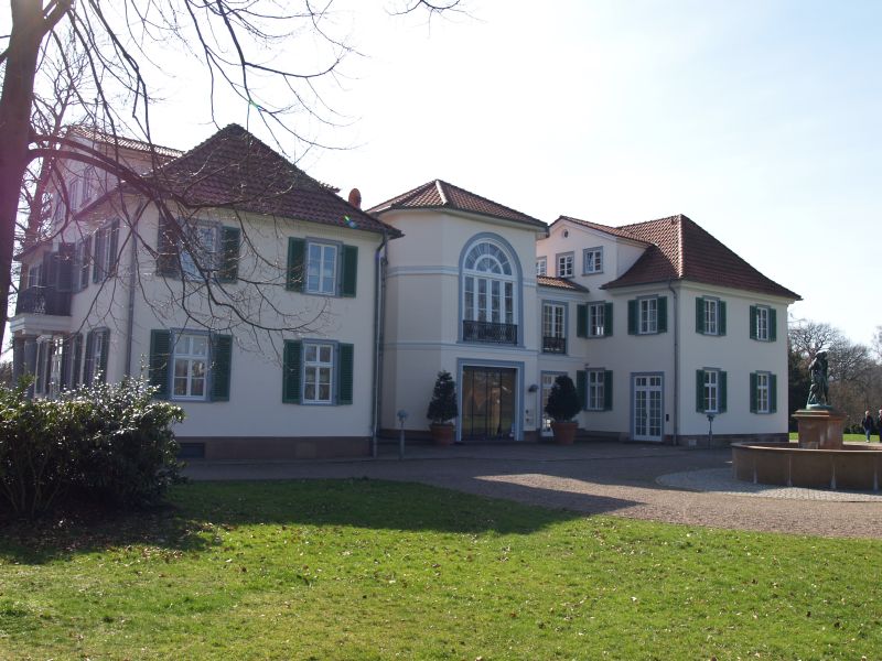 Schloss Schnfeld