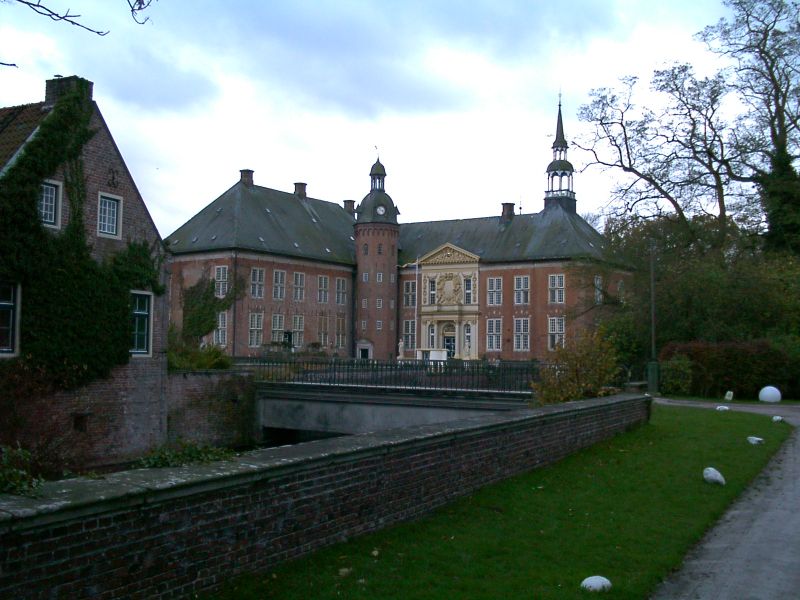 Schloss Gdens