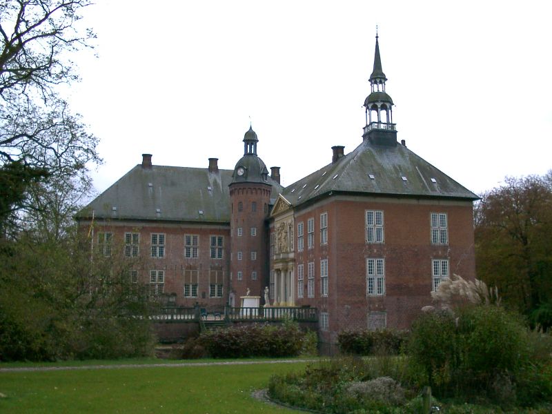 Schloss Gdens