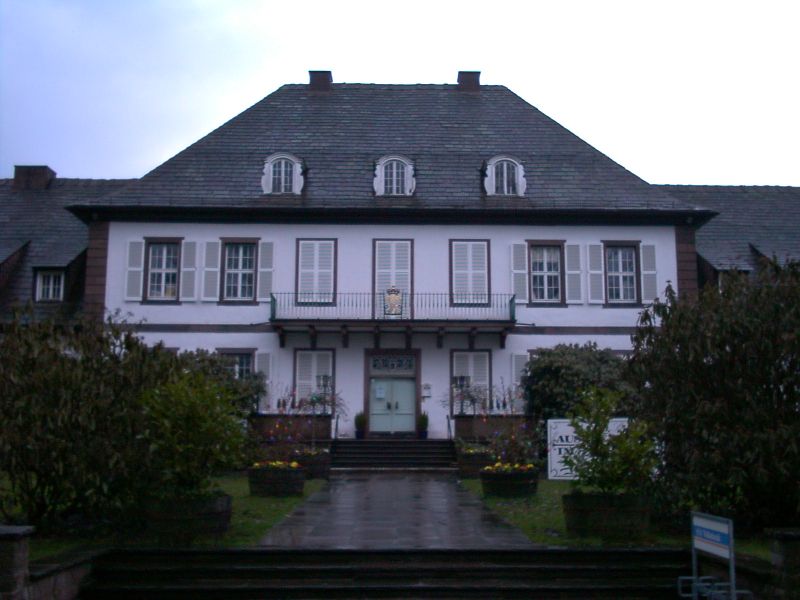 Schloss Neuhaus