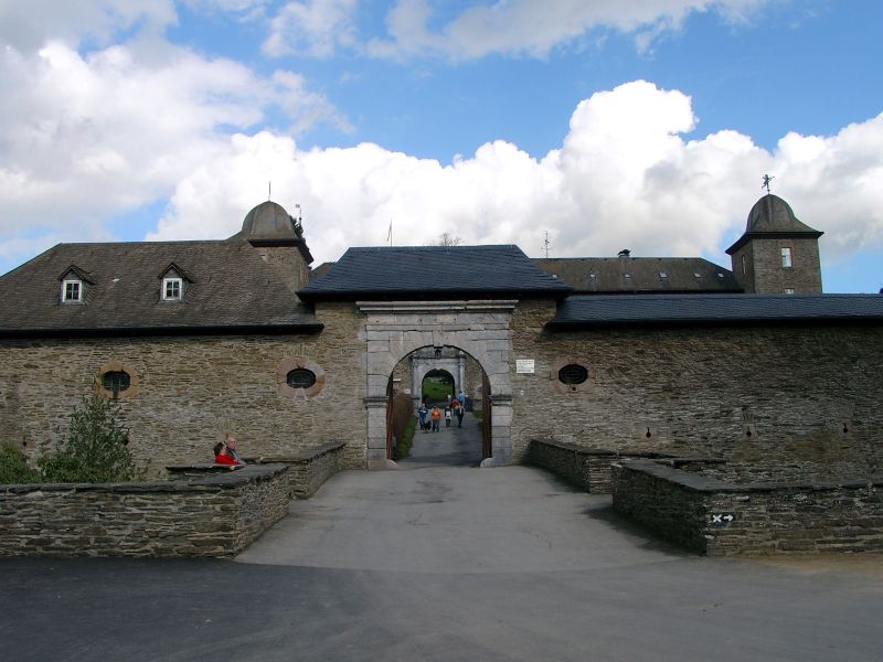 Burg Schnellenberg