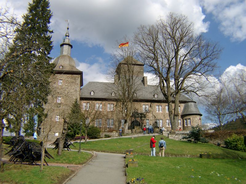 Burg Schnellenberg