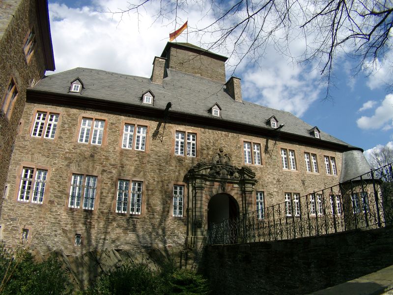 Burg Schnellenberg