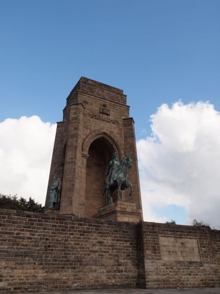 Kaiser Wilhelm-Denkmal