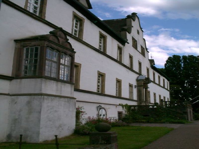 Schloss Wehrden