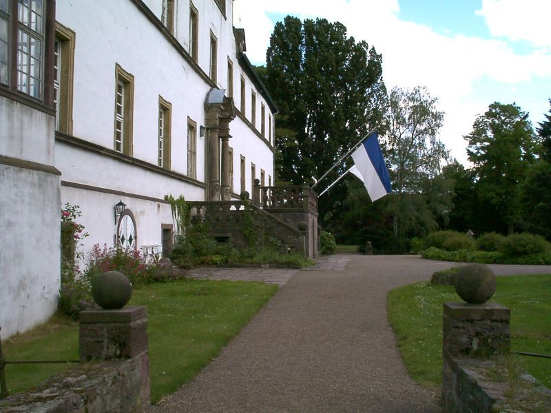 Schloss Wehrden