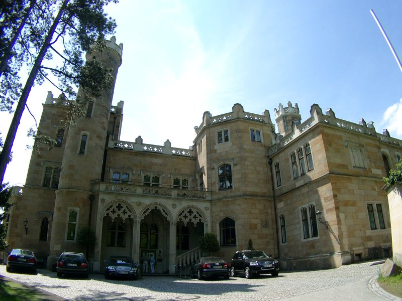 Vorschaubild Ansicht Schloss Eckberg (Titelfoto)