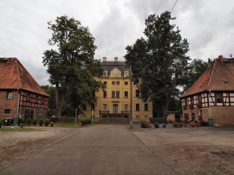 Vorschaubild Ansicht Schloss Wiederau (Titelfoto)